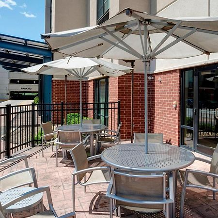 Springhill Suites St. Louis Brentwood Bagian luar foto