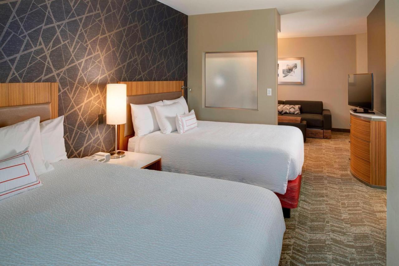 Springhill Suites St. Louis Brentwood Bagian luar foto