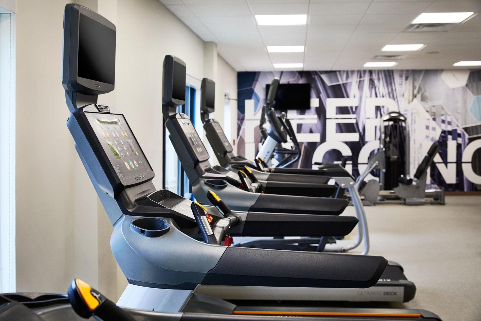 Springhill Suites St. Louis Brentwood Bagian luar foto