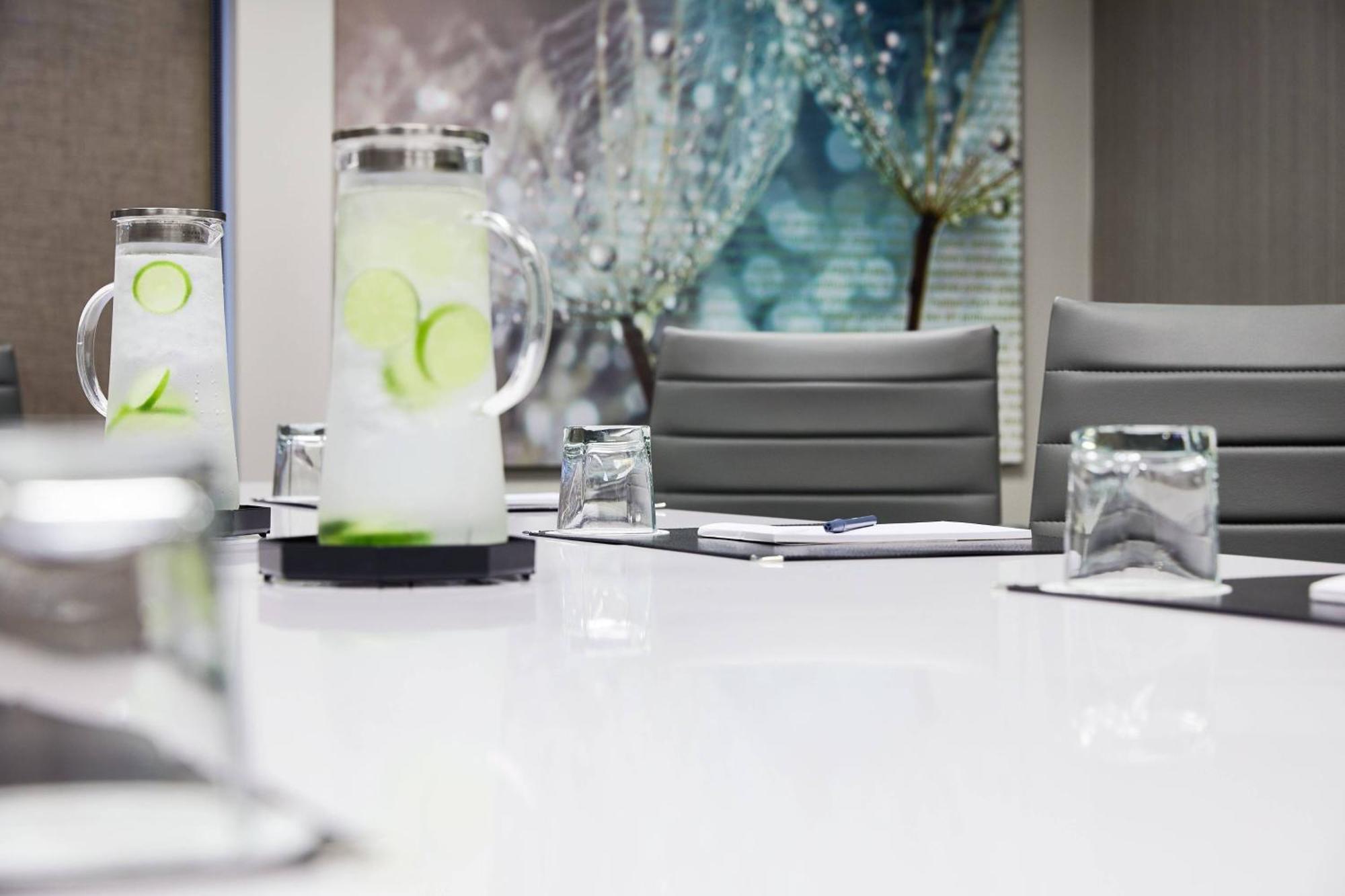 Springhill Suites St. Louis Brentwood Bagian luar foto