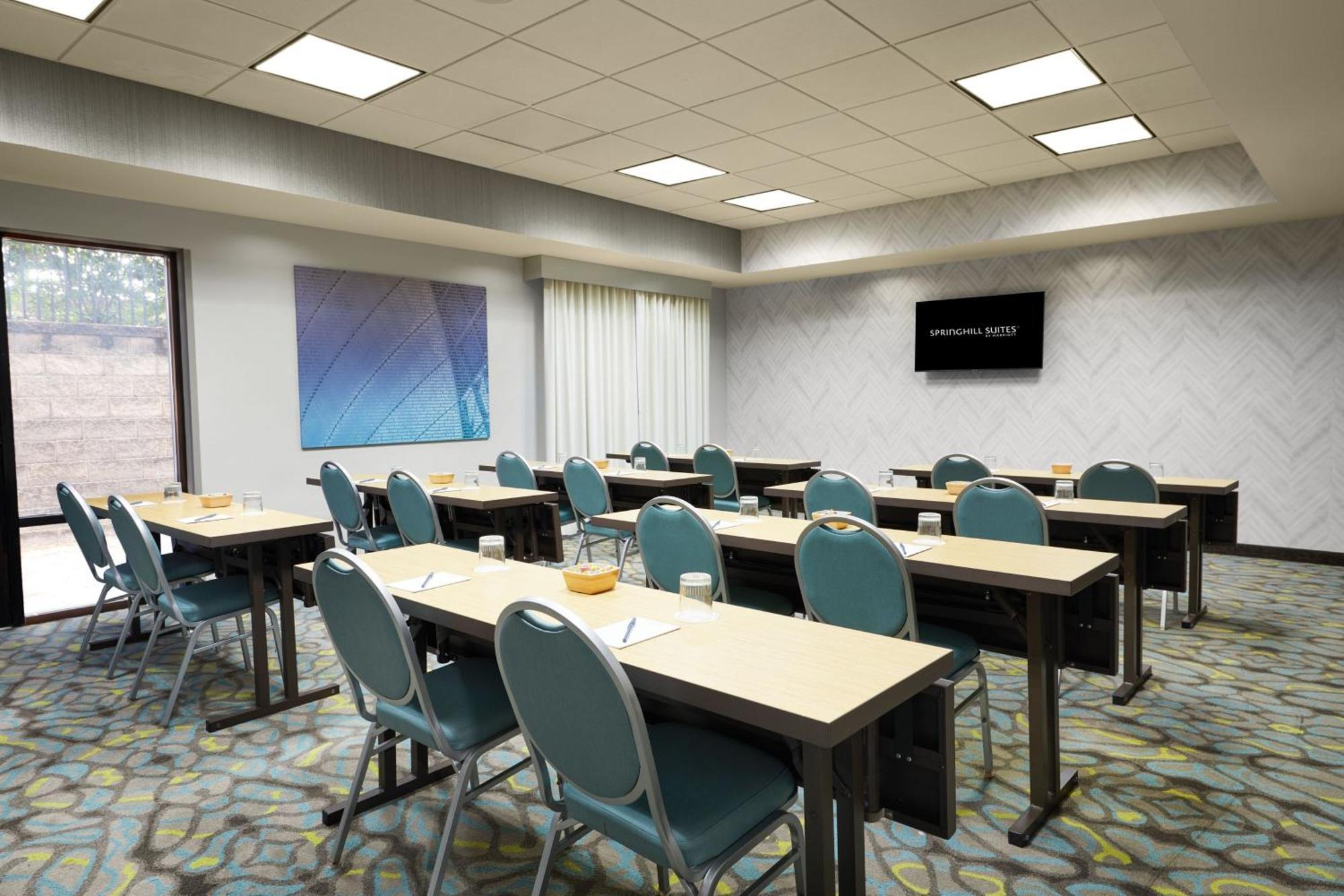 Springhill Suites St. Louis Brentwood Bagian luar foto