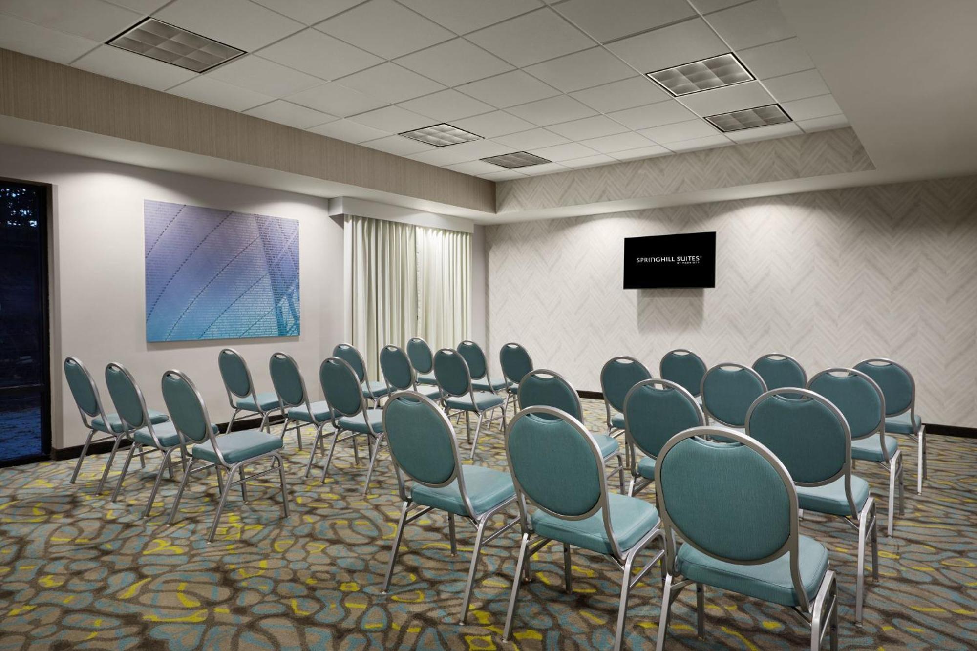 Springhill Suites St. Louis Brentwood Bagian luar foto