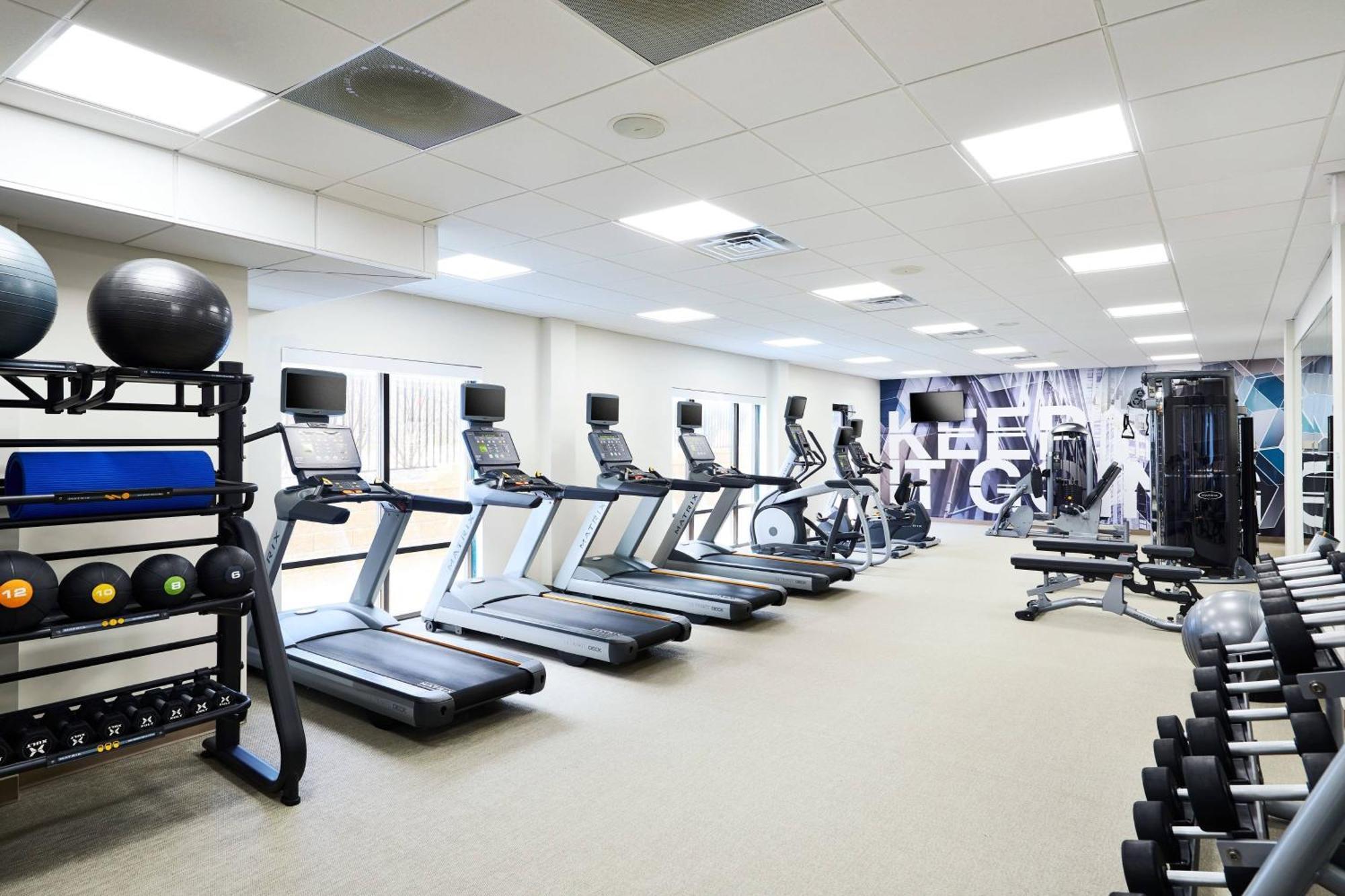 Springhill Suites St. Louis Brentwood Bagian luar foto
