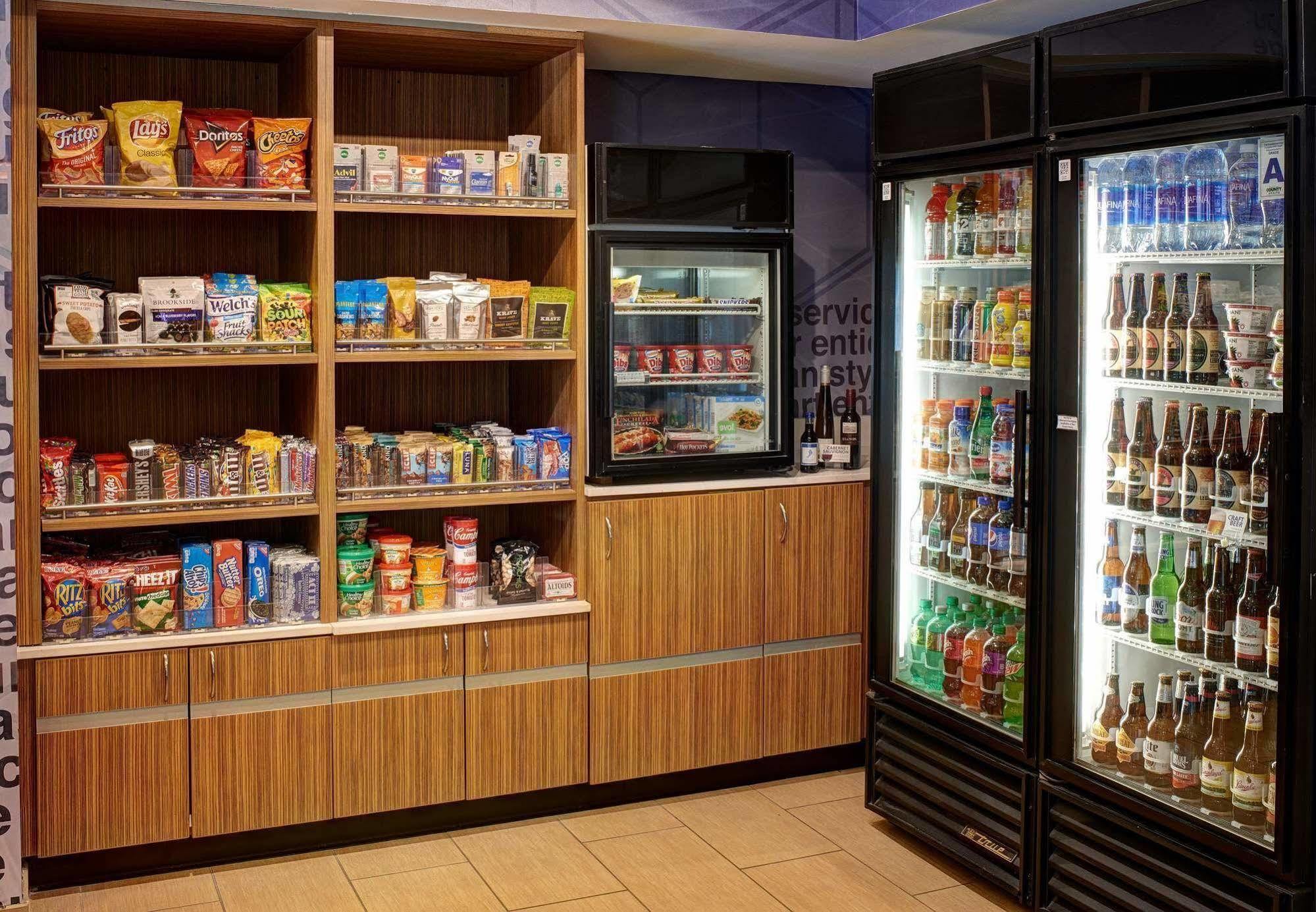 Springhill Suites St. Louis Brentwood Bagian luar foto